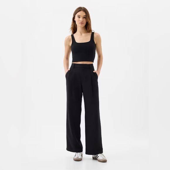 GAP Pants - NWT! GAP Black Easy Crepe Trousers - Multiple Sizes 🌸